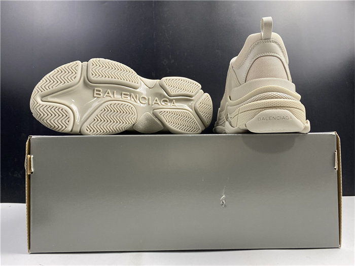 BLCG SNEAKER TRIPLE.S.GOMMA 536737 W2FW1 9700 detail 6