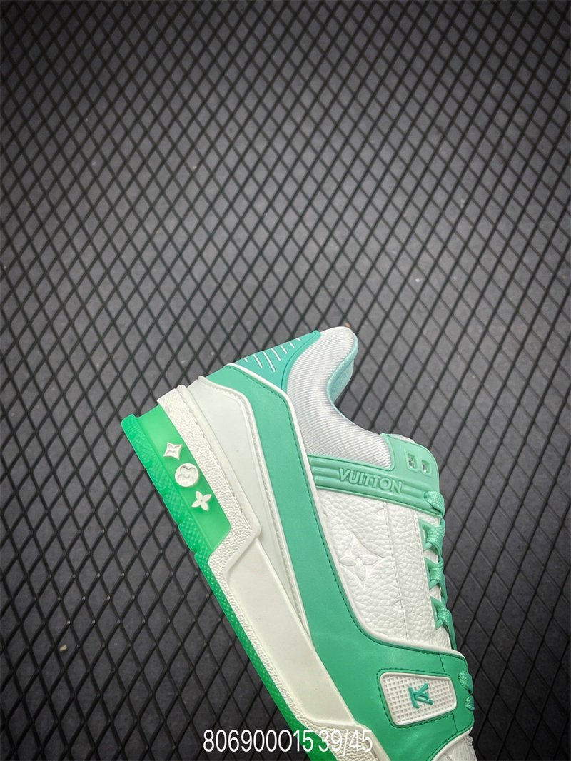 L X V Trainer Sneaker Low Light Green detail 3