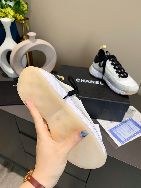 Chanel Sneakers detail 7