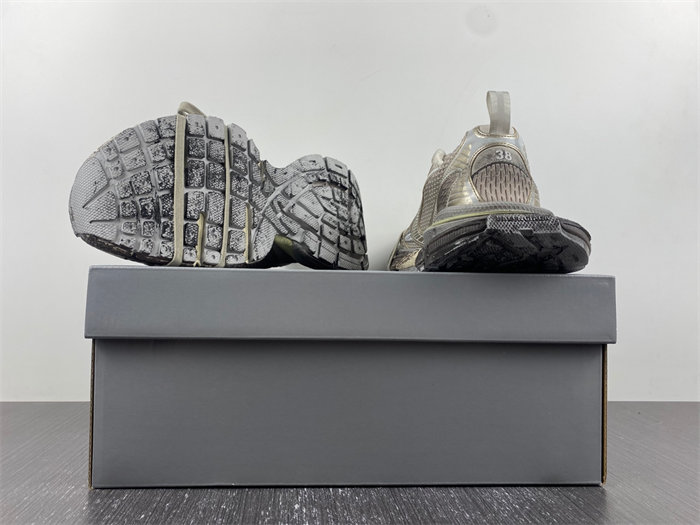 BLCG 3XL Trainer Worn Out Dark Grey 734734 W3xl7 9191 detail 3