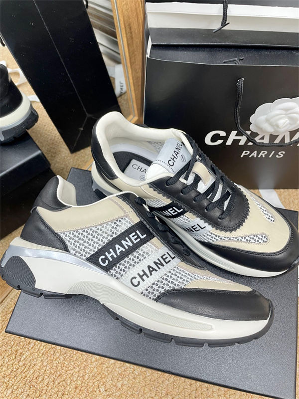 Chanel Sneakers detail 4