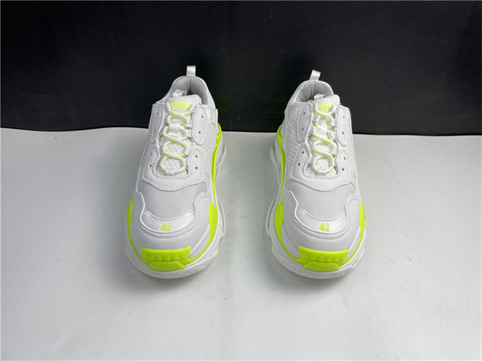 BLCG TRIPLE SNEAKER 536737 W0901 9088 detail 4