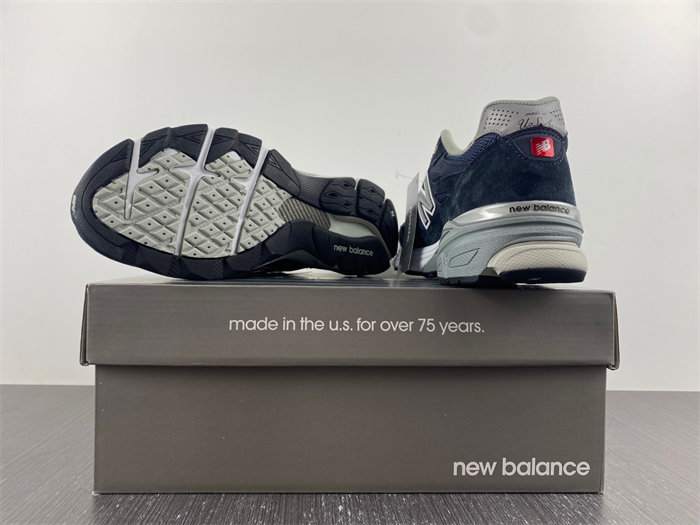 NB 990v3 MiUSA Navy Denim M990NB3 detail 3