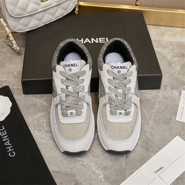 Chanel Sneakers detail 3