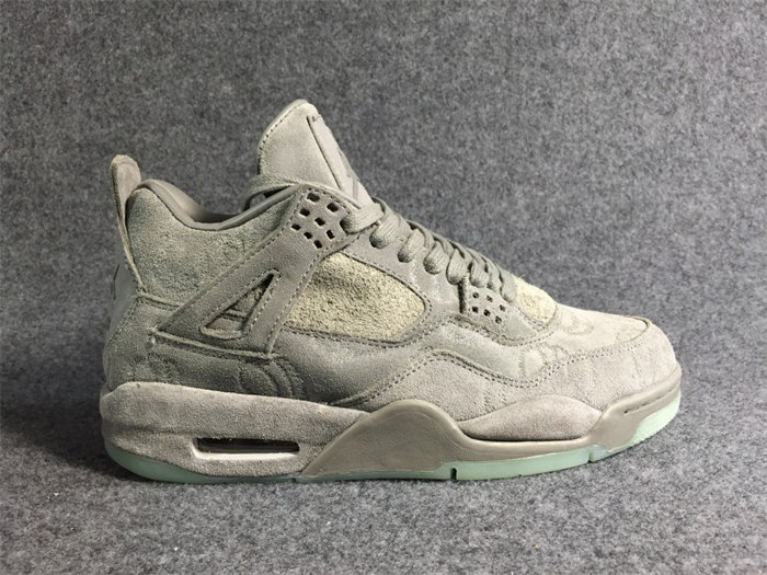 JRD 4 Retro Kaws 930155-003