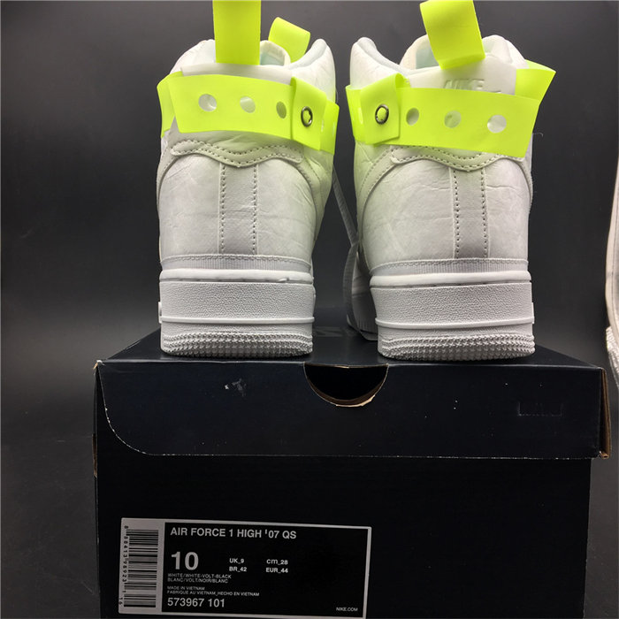 NK Air Force 1 High Magic Stick VIP 573967-101 detail 5