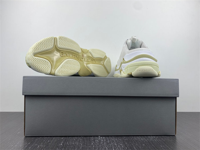 BLCG TRIPLE S 755686 W3SM2 9097 detail 3