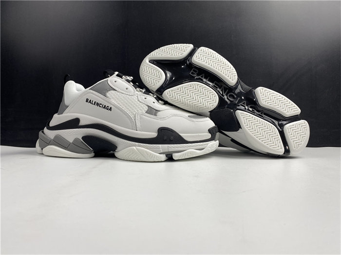 BLCG TRACK 2 OPEN SNEAKER 536737 W0901 9089 detail 3