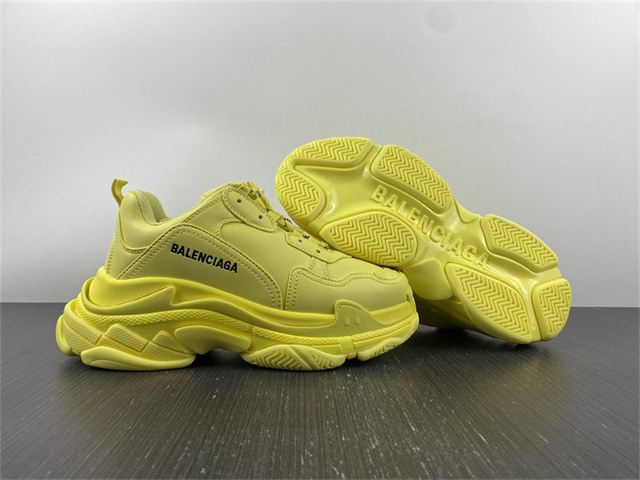 BLCG TRIPLE S SNEAKER 524039 W1FB5 2308 detail 3