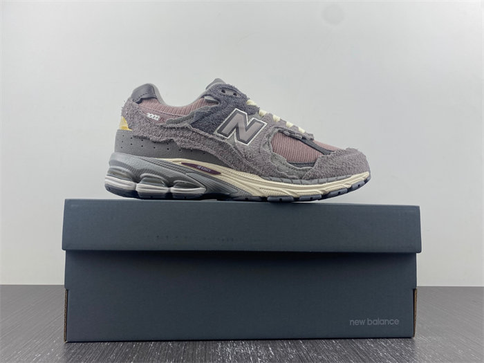 NB 2002R Protection Pack Lunar New Year Dusty Lilac M2002RDY detail 4