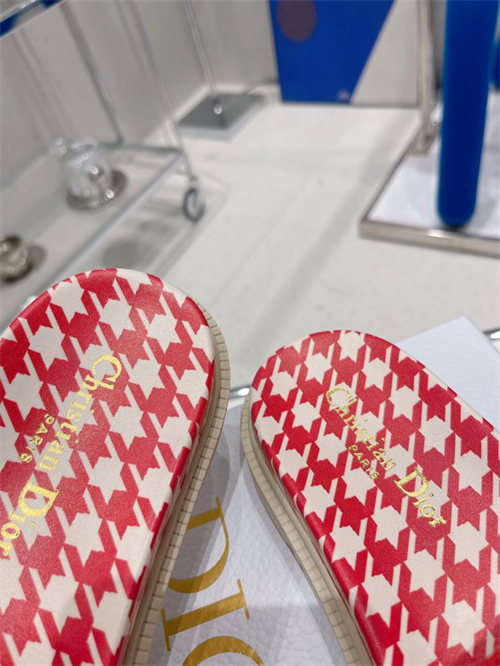 Dio Slipper detail 4