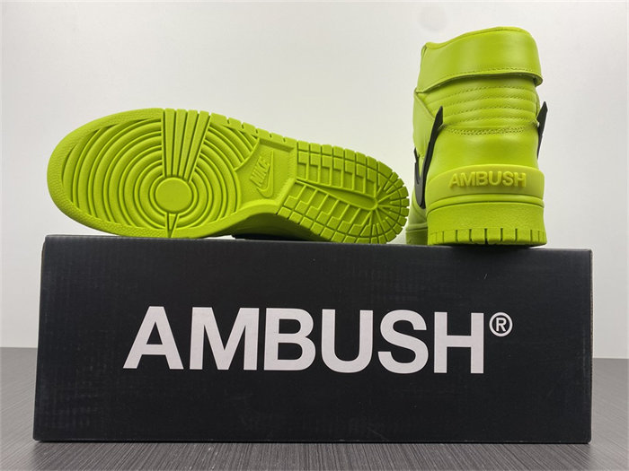 NK Dunk High AMBUSH Flash Lime CU7544-300 detail 6