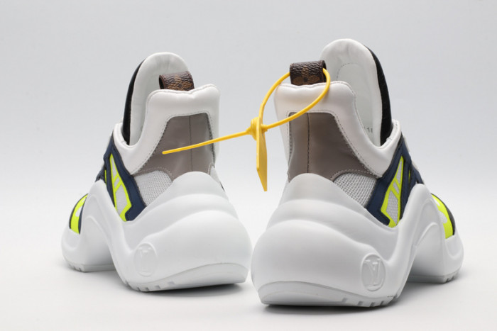 L x V snekaers L000002 detail 10
