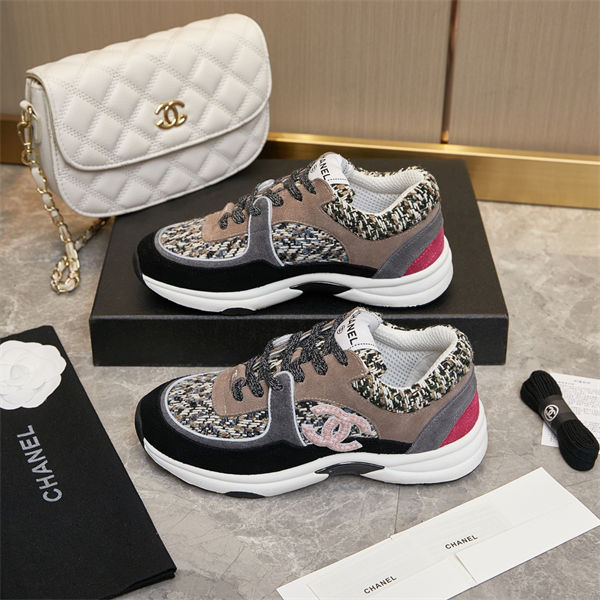 Chanel Sneakers detail 5