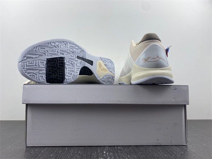 NK Kobe 5 Protro Undefeated What If White DB4796-101 detail 3