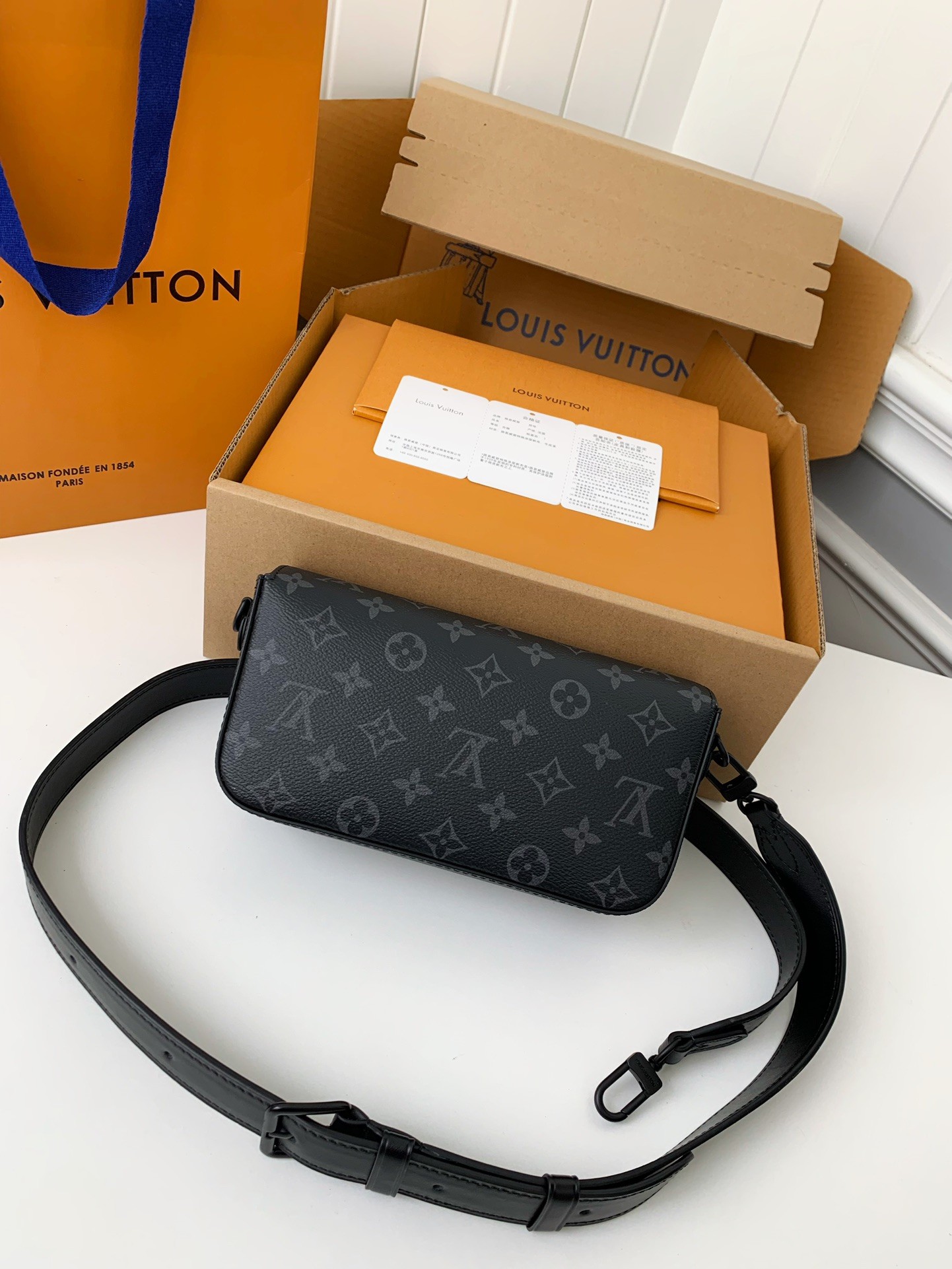 L X V New season Montsouris Mini Bag M83567 Size:22*12*6cm detail 9