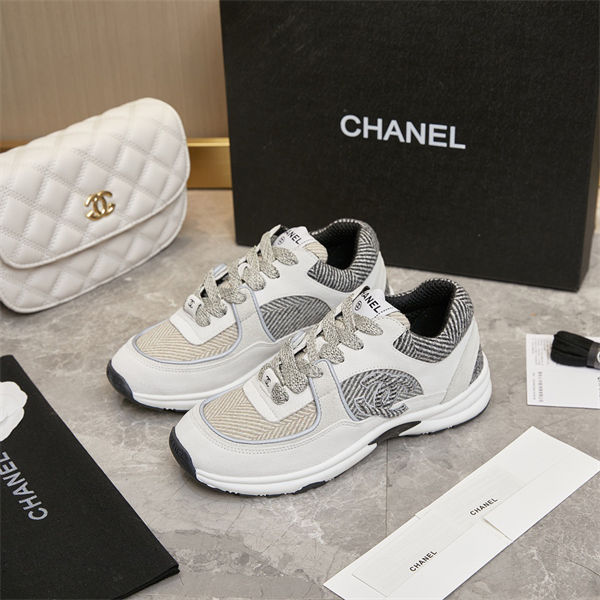 Chanel Sneakers detail 2