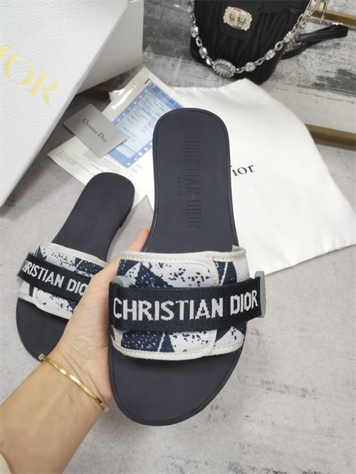 Dio Slipper detail 6