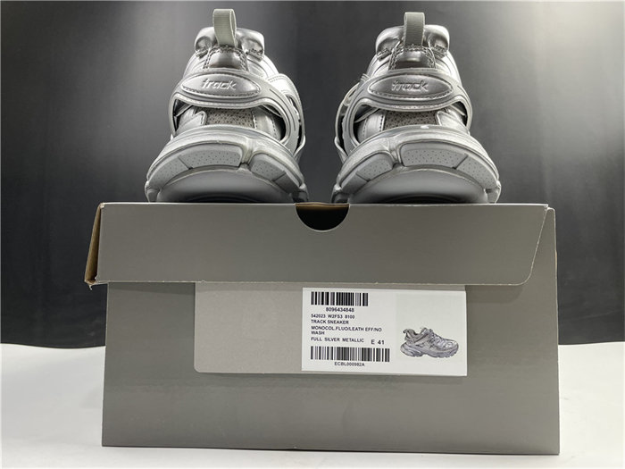 BLCG Track Triple Silver 542023 W2FS3 8100 detail 5