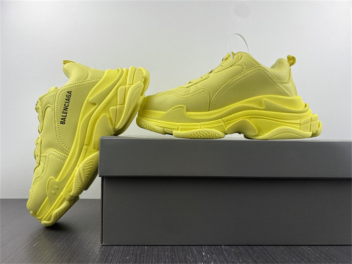 BLCG TRIPLE S SNEAKER 524039 W1FB5 2308 detail 2