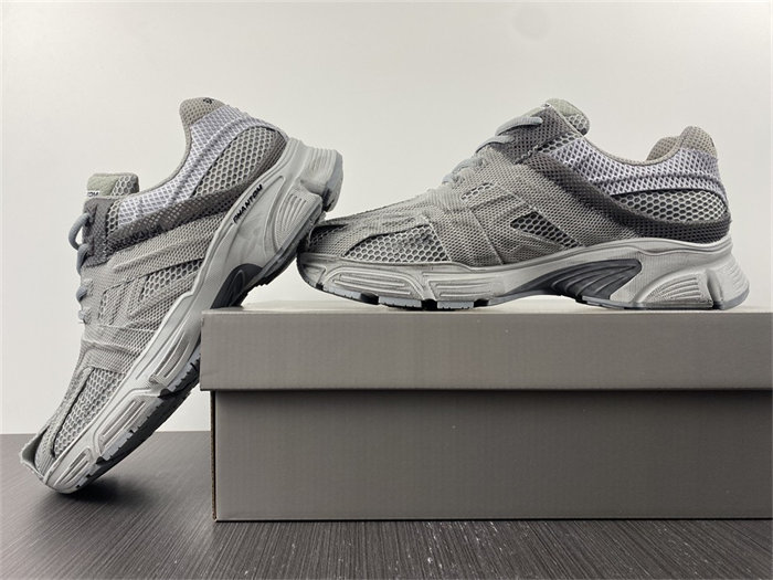 BLCG PHANTOM SNEAKER 679339 W2E91 1715 detail 2