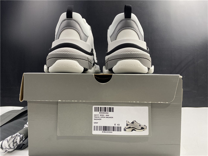 BLCG TRACK 2 OPEN SNEAKER 536737 W0901 9089 detail 5