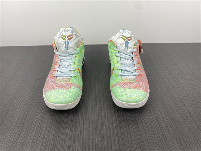 NK Kobe 678301-904 detail 4