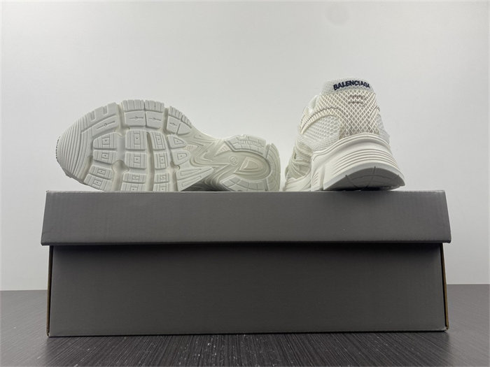 BLCG Phantom White 678869 W2E92 9000 detail 6