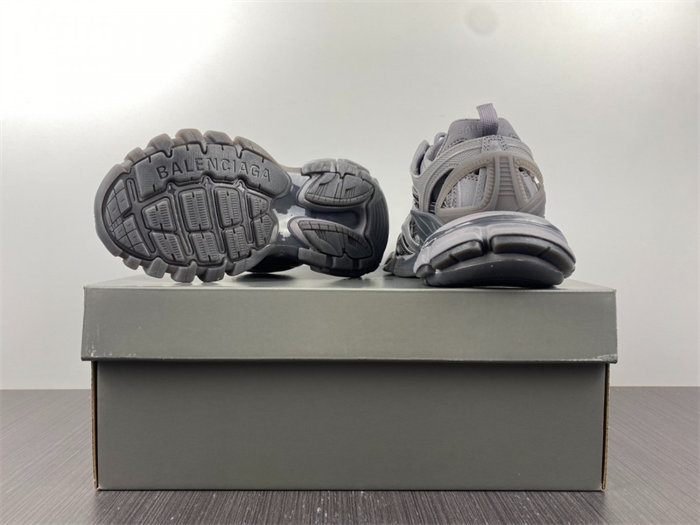 BLCG TRACK 2 QPEN SNEAKER 568615 W3CT1 1800 detail 6