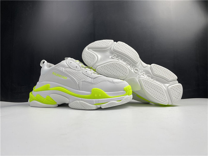 BLCG TRIPLE SNEAKER 536737 W0901 9088 detail 3