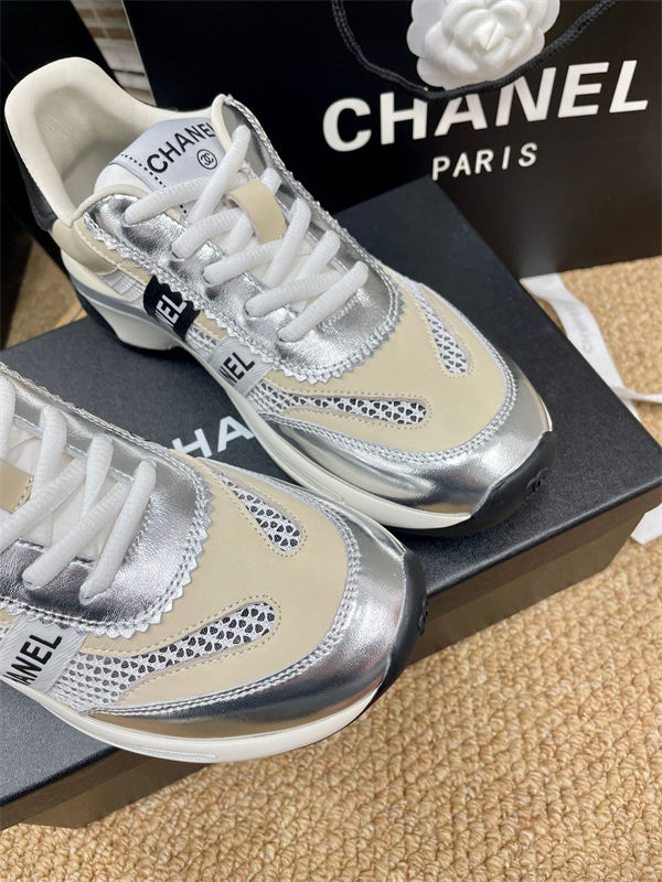 Chanel Sneakers detail 4