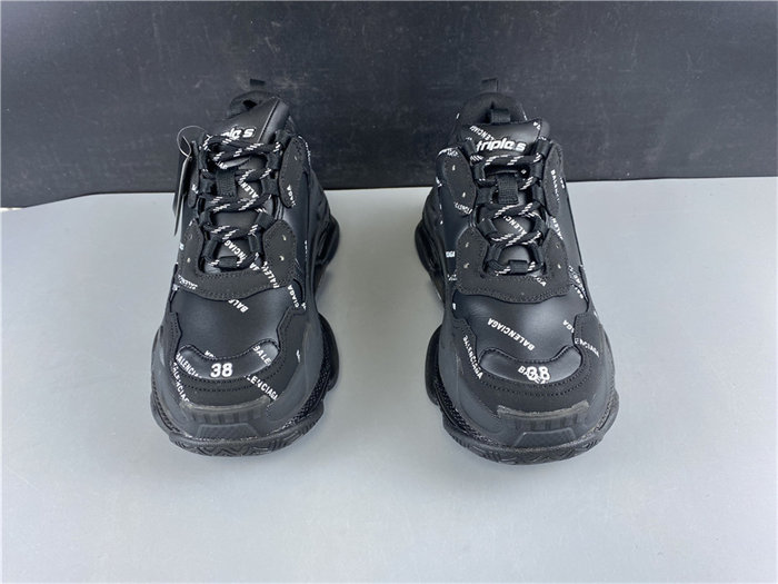 BLCG TRIPLE SNEAKER 524039 W09E1 2021 detail 4