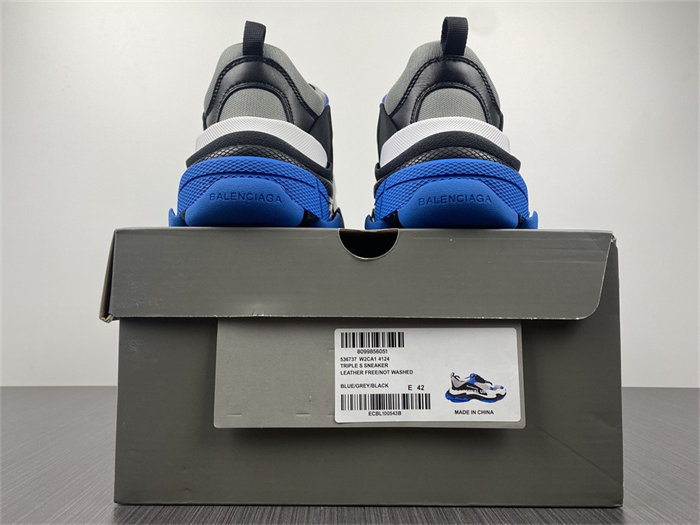 BLCG TRIPLE SNEAKER 536737 W2CA1 4124 detail 5