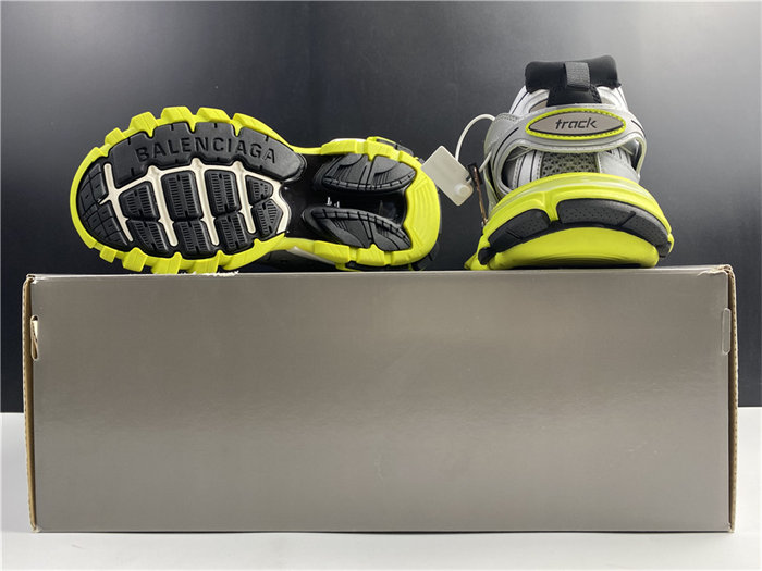 BLCG TRACK TRAINER GREY AND YELLOW 542023 W1GC1 1230 detail 6