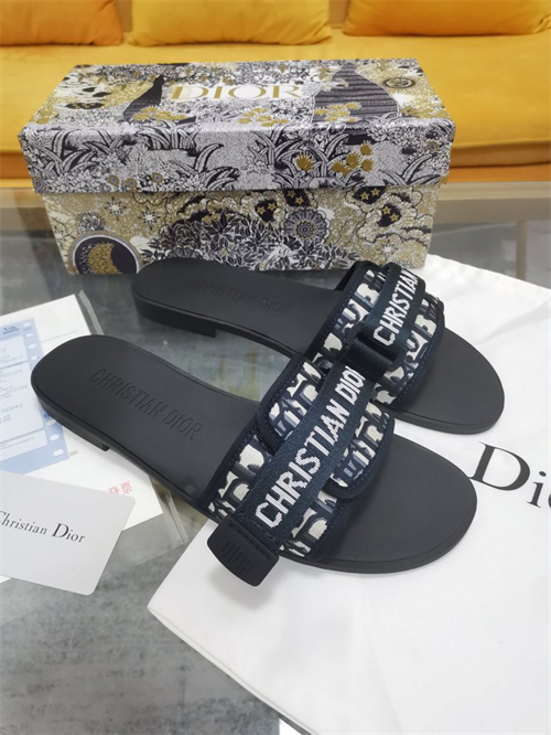 Dio Slipper detail 6