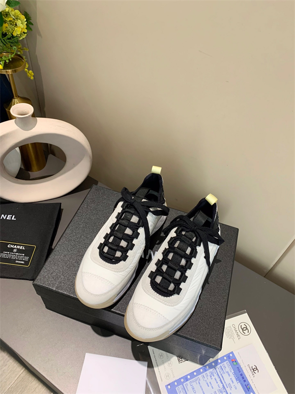 Chanel Sneakers detail 3