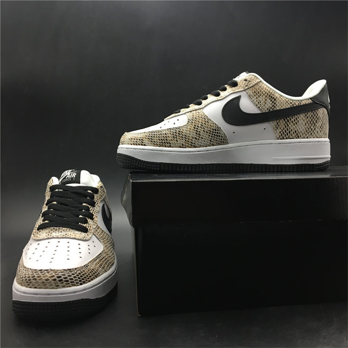 NK Air Force 1 Low Retro Cocoa Snake 845053-104 detail 3