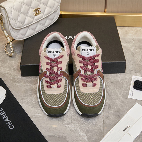 Chanel Sneakers detail 3