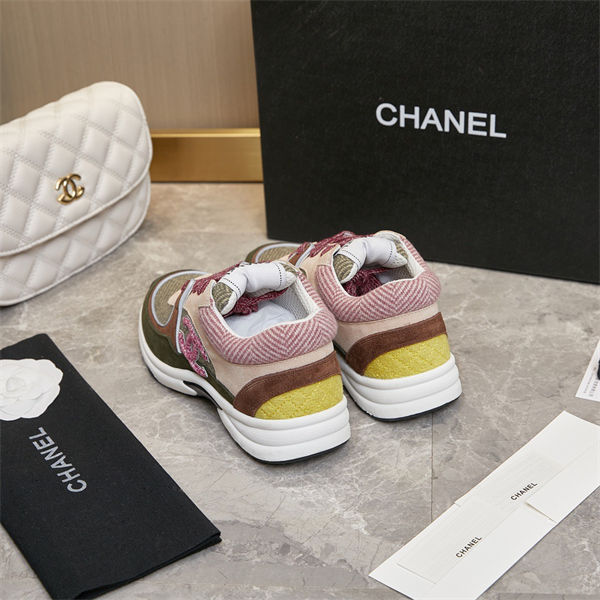 Chanel Sneakers detail 6