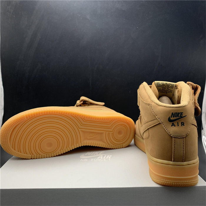 NK Air Force 1 Mid Flax 715889-200 detail 6