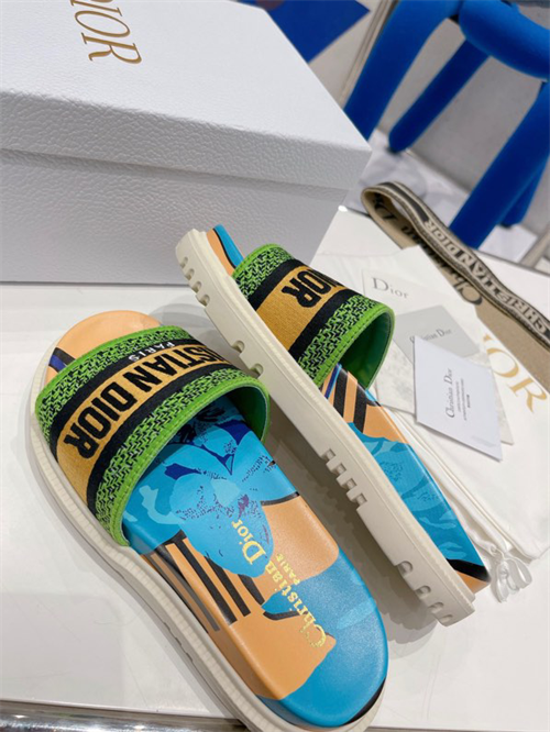 Dio Slipper detail 4