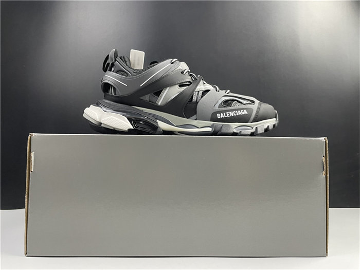 BLCG TRACK SNEAKER 542436 W2NC1 3210 detail 2
