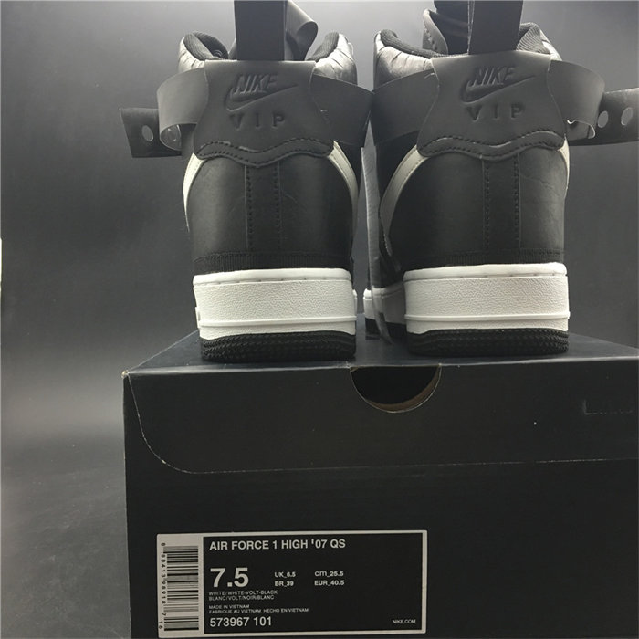 NK Air Force 1 High 573967-101 detail 5