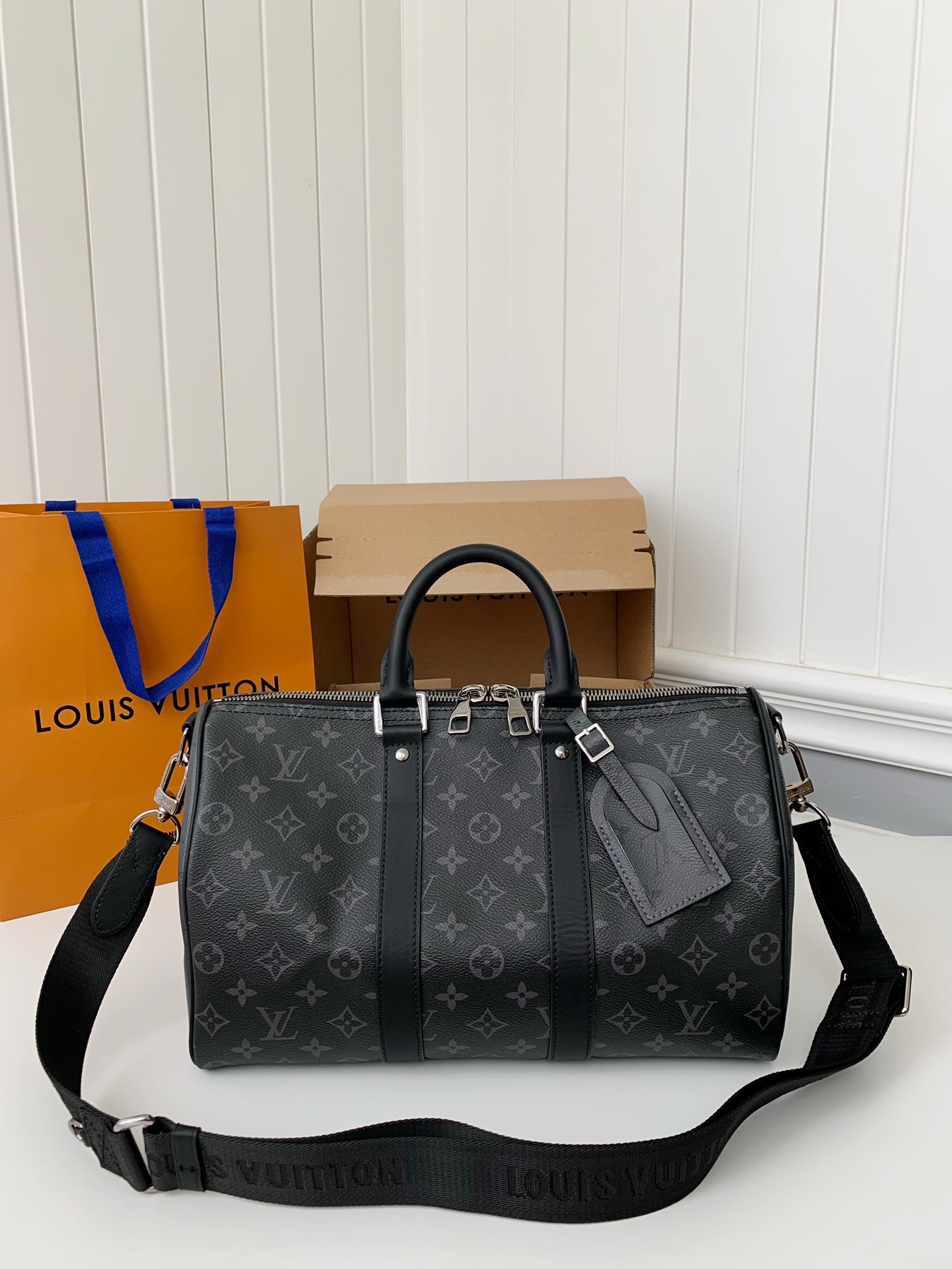 L X V Keepall Bandouli&egrave;re 34*21*16cm