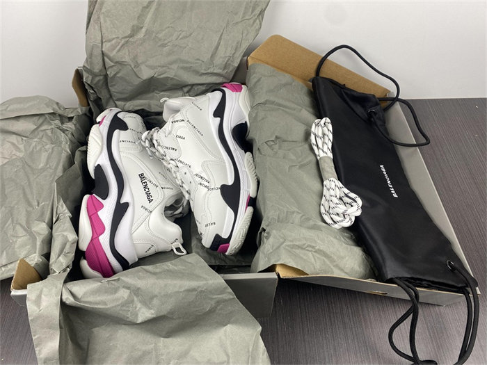 BLCG TRIPLE SNEAKER 524039 W2FA4 9155 detail 7