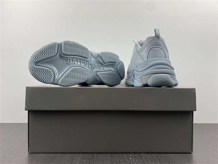 BLCG Triple S Pale Blue 524039 W2FW1 4700 detail 6