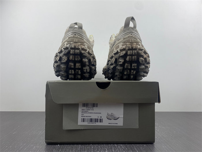 BLCG Defender Beige 685611 W2RAF 9700 detail 5
