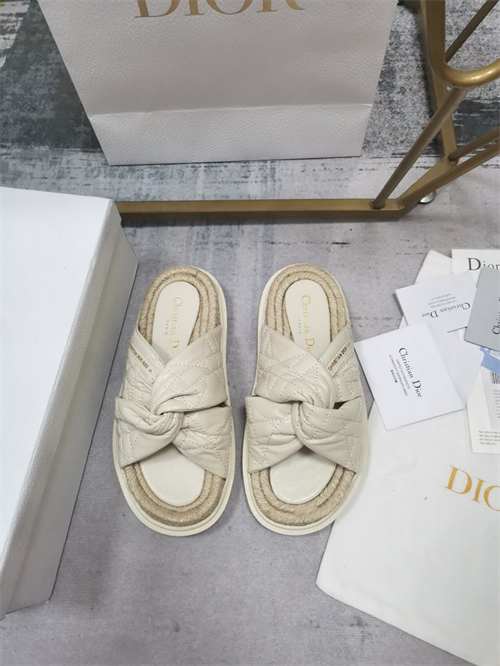Dio Slipper detail 6