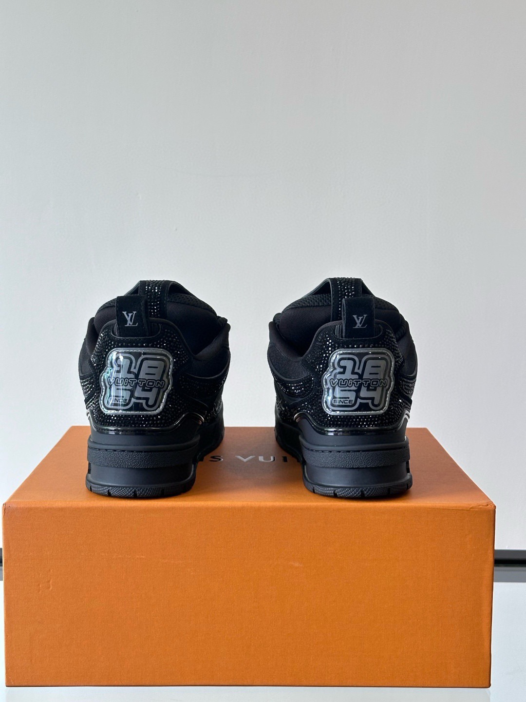 L X V RUNNER TATIC sneakers detail 8