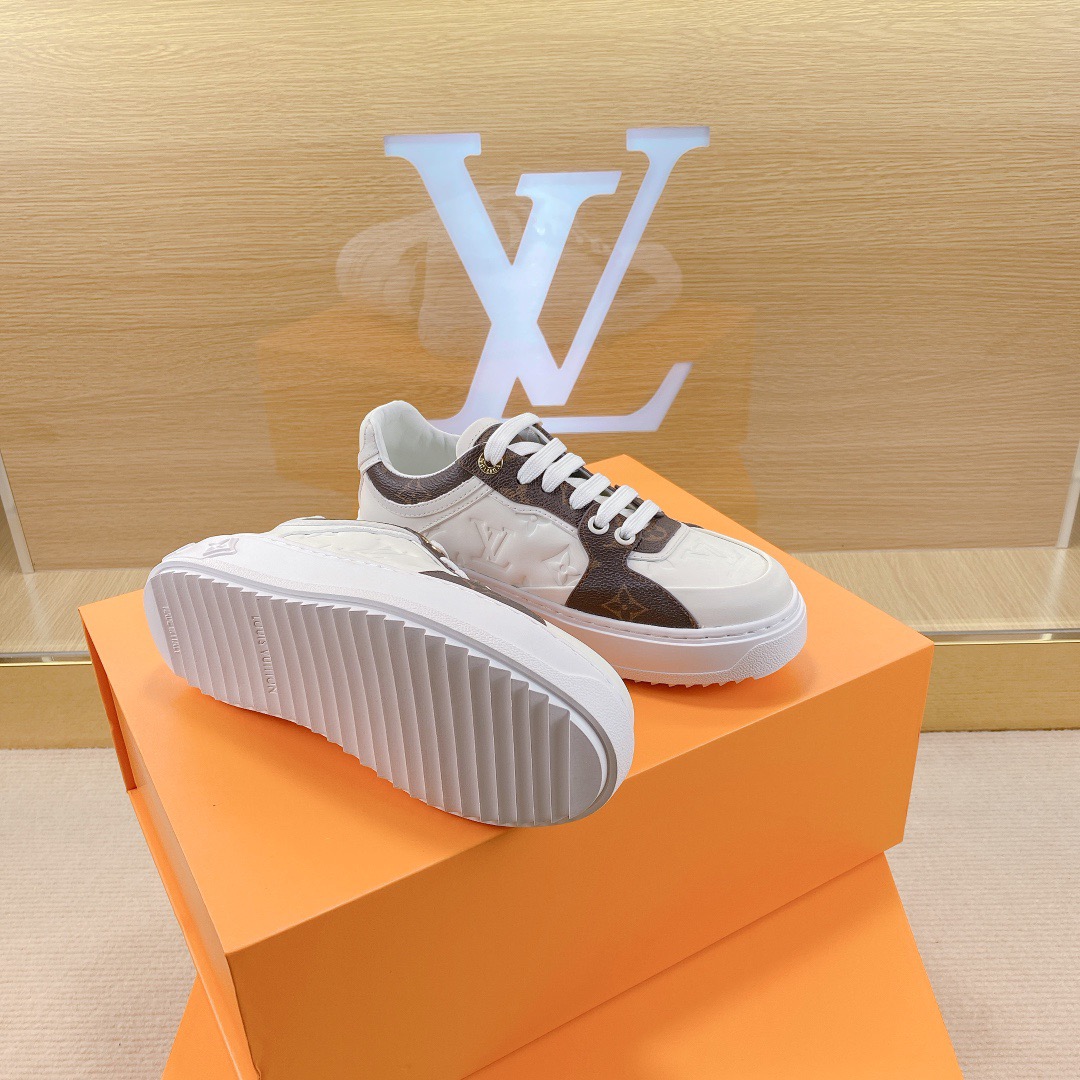 L X V Time Out Sneakers detail 8